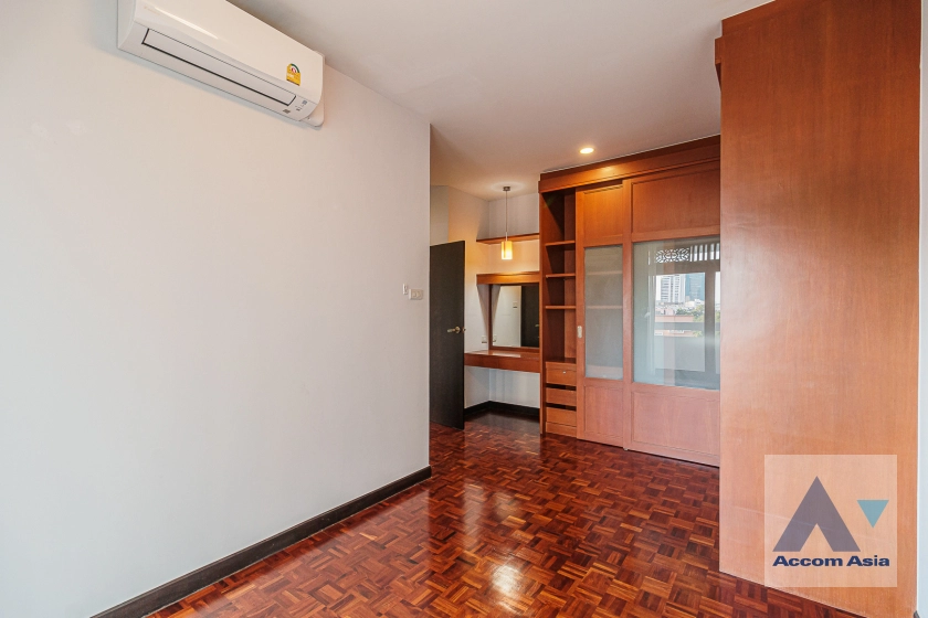 14  4 br Apartment For Rent in Sathorn ,Bangkok BTS Chong Nonsi - MRT Lumphini at Perfect Living In Bangkok AA41903