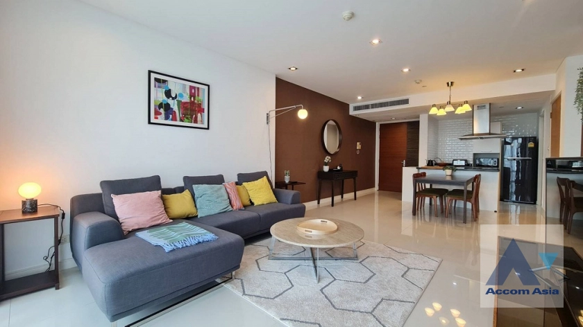  2 Bedrooms  Condominium For Rent in Sukhumvit, Bangkok  near BTS Ekkamai (AA41905)