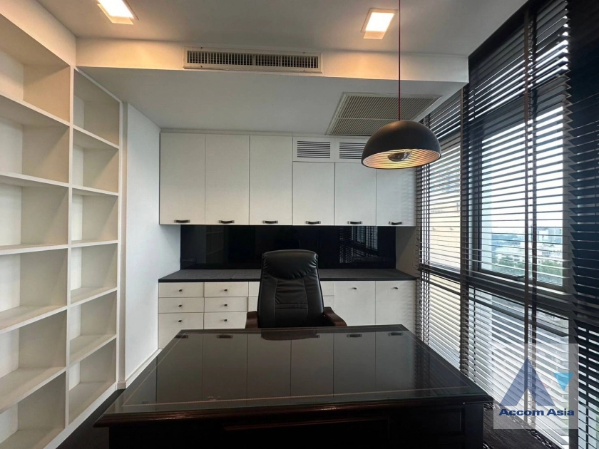 10  3 br Condominium For Rent in Sukhumvit ,Bangkok BTS Ekkamai at Nusasiri Grand Condo AA41909