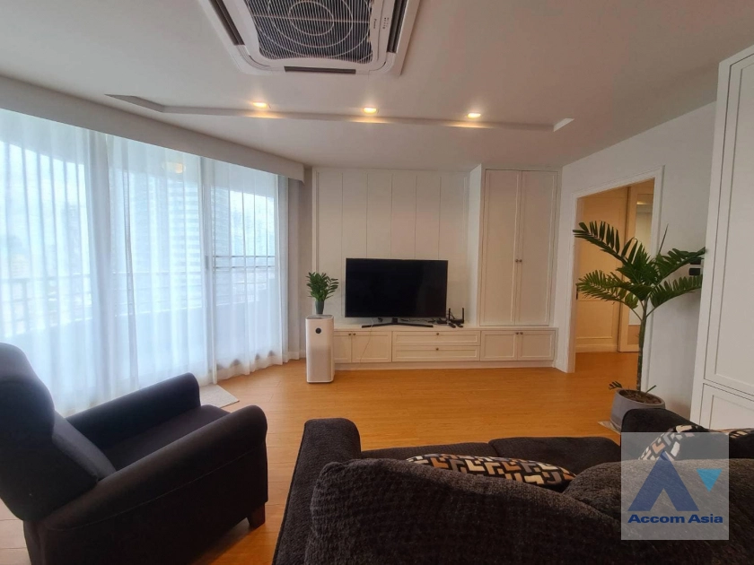 Pet friendly |  2 Bedrooms  Condominium For Sale in Sukhumvit, Bangkok  near BTS Asok - MRT Sukhumvit (AA41919)