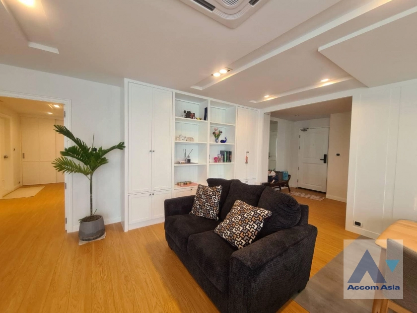 Pet friendly |  2 Bedrooms  Condominium For Sale in Sukhumvit, Bangkok  near BTS Asok - MRT Sukhumvit (AA41919)