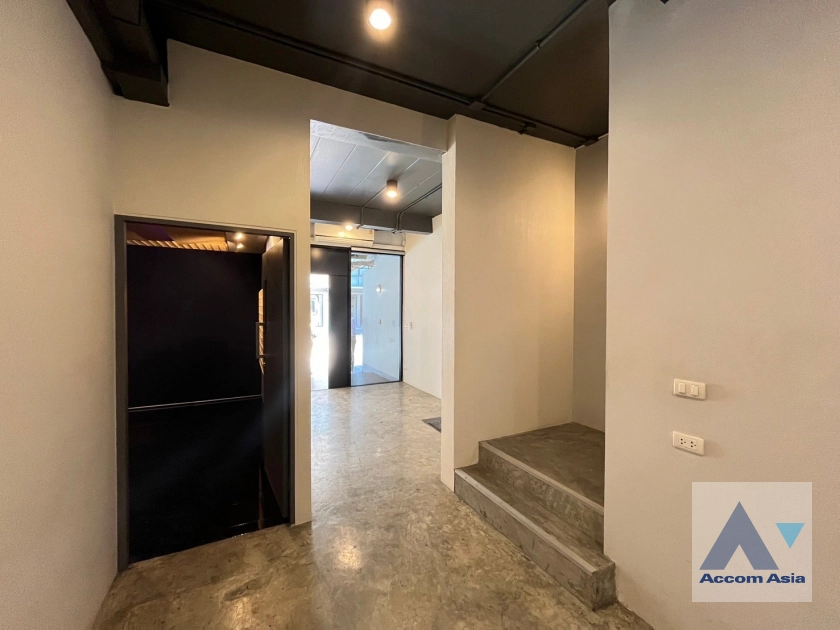 7  Townhouse for rent and sale in Pattanakarn ,Bangkok BTS On Nut at The Pride Sukhumvit 77 AA41928