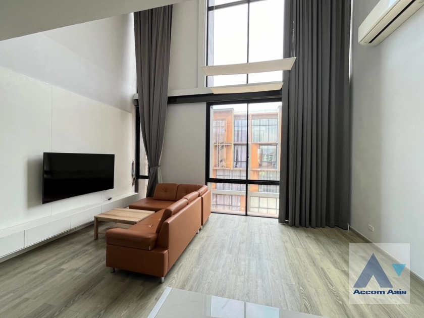 Home Office |  Townhouse For Rent & Sale in Pattanakarn, Bangkok  near BTS On Nut (AA41928)