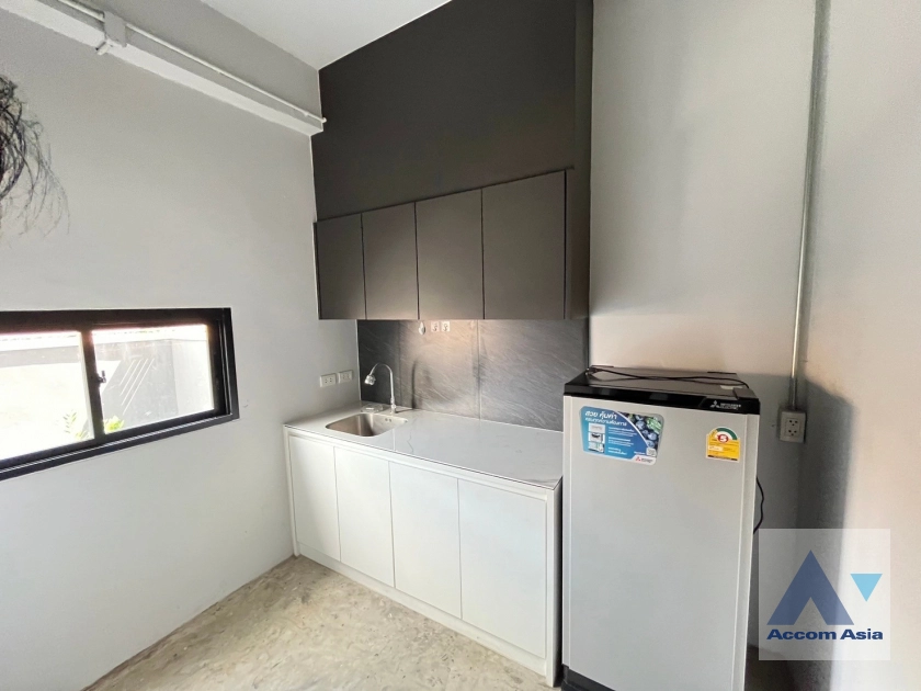 Home Office |  Townhouse For Rent & Sale in Pattanakarn, Bangkok  near BTS On Nut (AA41928)