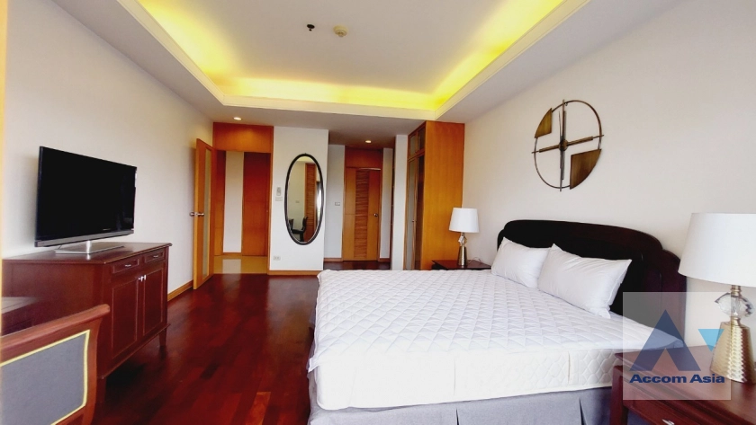 11  3 br Apartment For Rent in Sathorn ,Bangkok MRT Lumphini at Living with natural AA41929