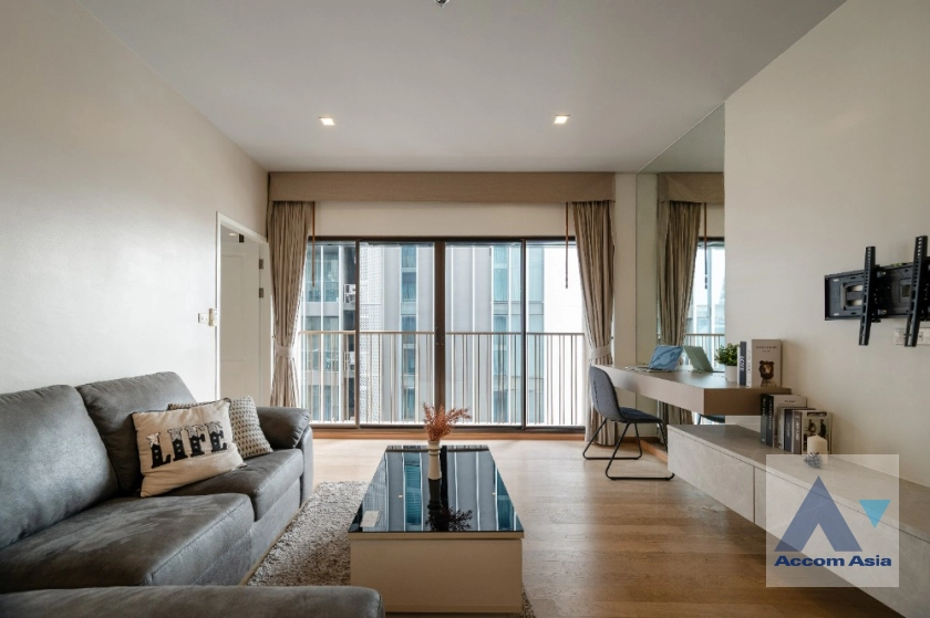 Fully Furnished |  1 Bedroom  Condominium For Sale in Sukhumvit, Bangkok  near BTS Phrom Phong (AA41940)