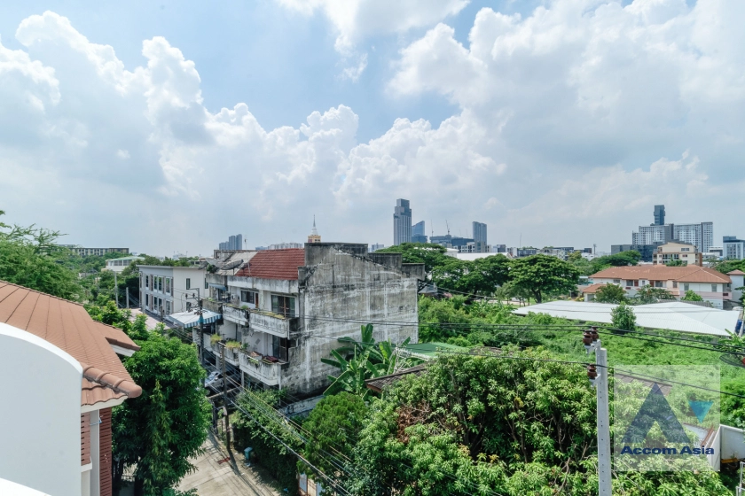 39  3 br House For Sale in Sukhumvit ,Bangkok BTS Punnawithi at THE SHADE 101 AA41945