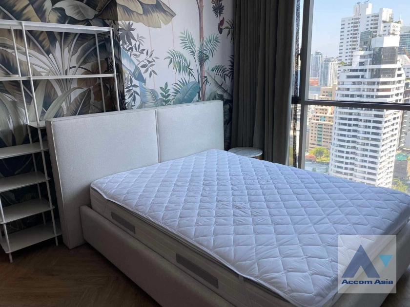  1 Bedroom  Condominium For Rent in Sukhumvit, Bangkok  near BTS Thong Lo (AA41947)