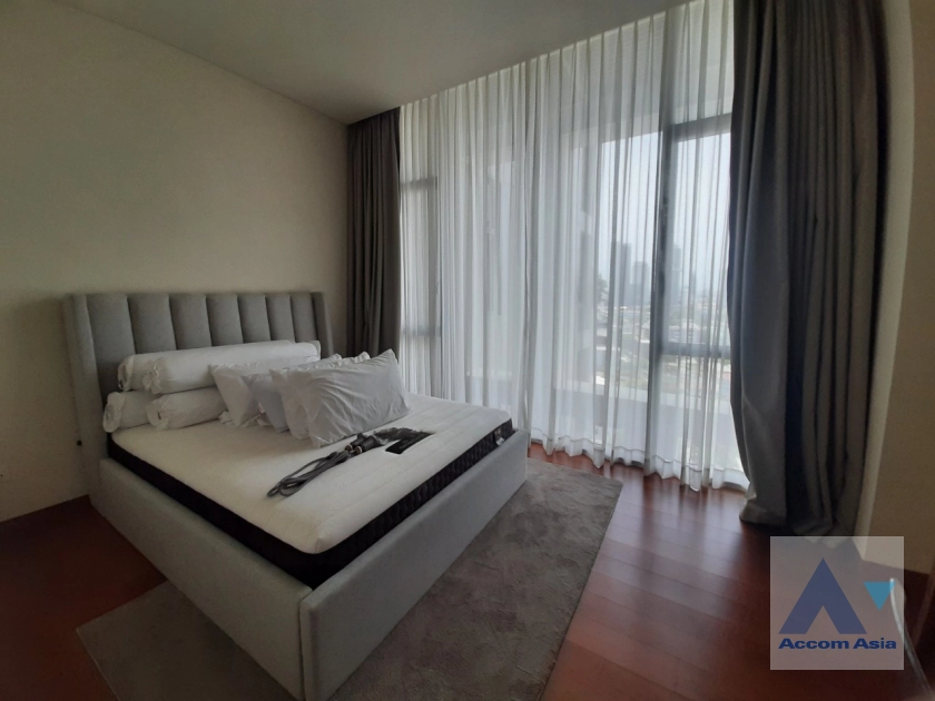 Fully Furnished |  3 Bedrooms  Condominium For Rent & Sale in Sathorn, Bangkok  near BTS Chong Nonsi - MRT Lumphini (AA41952)