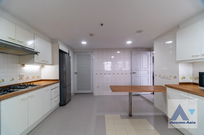 13  3 br Apartment For Rent in Sukhumvit ,Bangkok BTS Thong Lo at Suite For Family AA41954