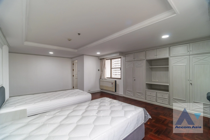 34  3 br Apartment For Rent in Sukhumvit ,Bangkok BTS Thong Lo at Suite For Family AA41954