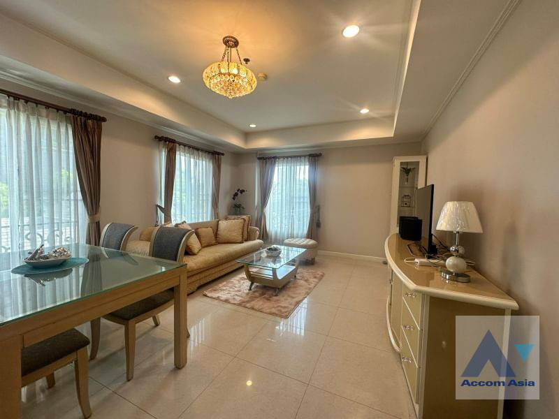  2 Bedrooms  Condominium For Rent in Sukhumvit, Bangkok  near BTS Thong Lo (AA41957)