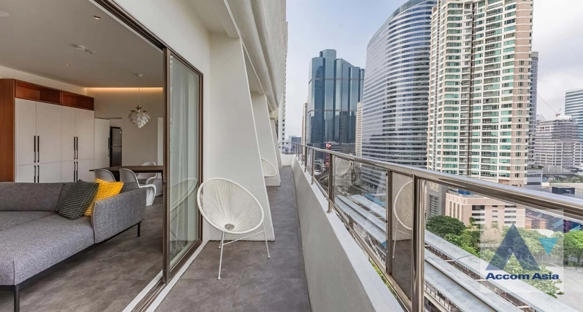  1 Bedroom  Condominium For Sale in Silom, Bangkok  near BTS Thong Lo (AA41994)