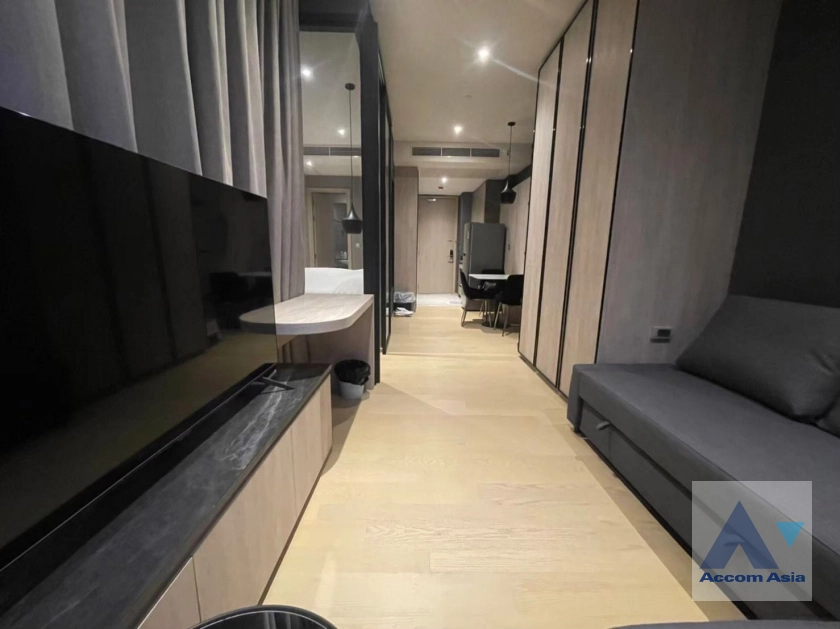  1 Bedroom  Condominium For Rent in Ratchadapisek, Bangkok  near MRT Rama 9 (AA41997)