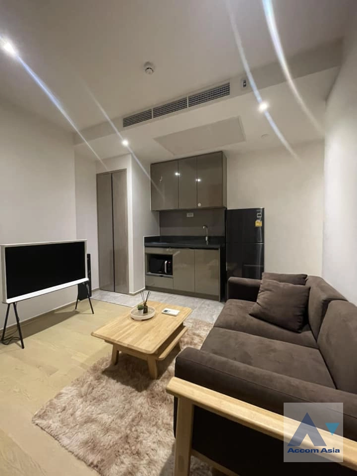  1 Bedroom  Condominium For Rent in Ratchadapisek, Bangkok  near MRT Rama 9 (AA42000)