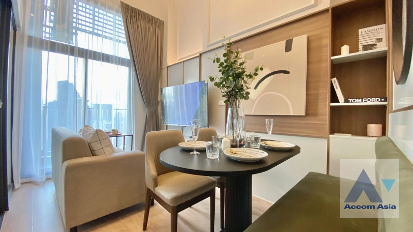 Fully Furnished |  2 Bedrooms  Condominium For Rent in Ratchadapisek, Bangkok  near MRT Rama 9 (AA42001)