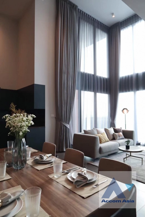  1  2 br Condominium For Rent in Silom ,Bangkok BTS Surasak at The Lofts Silom AA42004