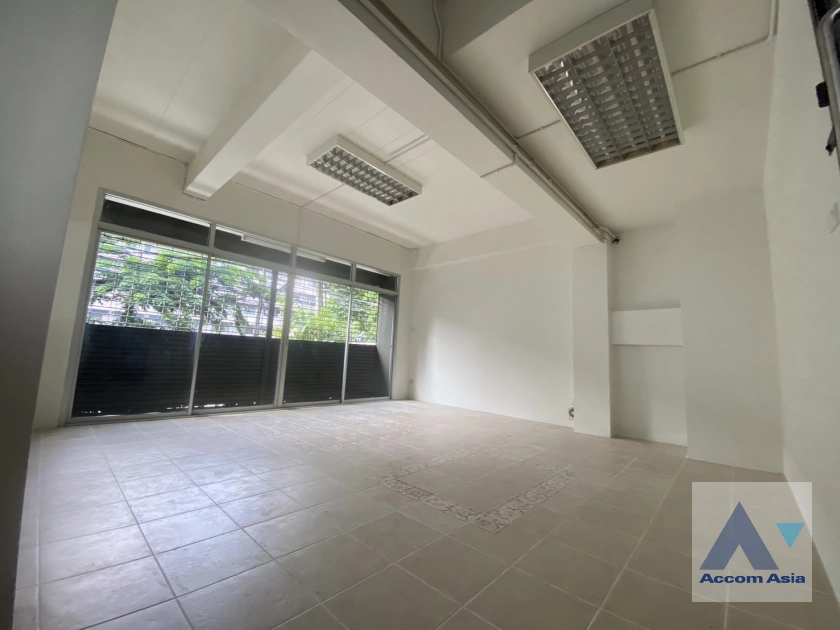 12  Building For Rent in charoenkrung ,Bangkok BTS Chong Nonsi AA42014