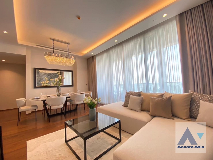  2 Bedrooms  Condominium For Rent in Sukhumvit, Bangkok  near BTS Phrom Phong (AA42019)