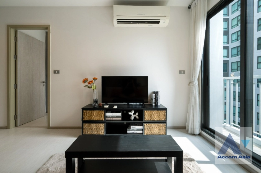  2 Bedrooms  Condominium For Sale in Sukhumvit, Bangkok  near BTS Thong Lo (AA42035)