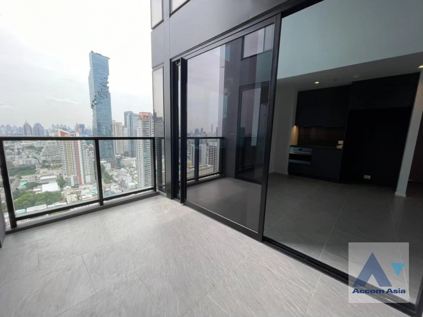 15  2 br Condominium For Rent in Silom ,Bangkok BTS Surasak at The Lofts Silom AA42045