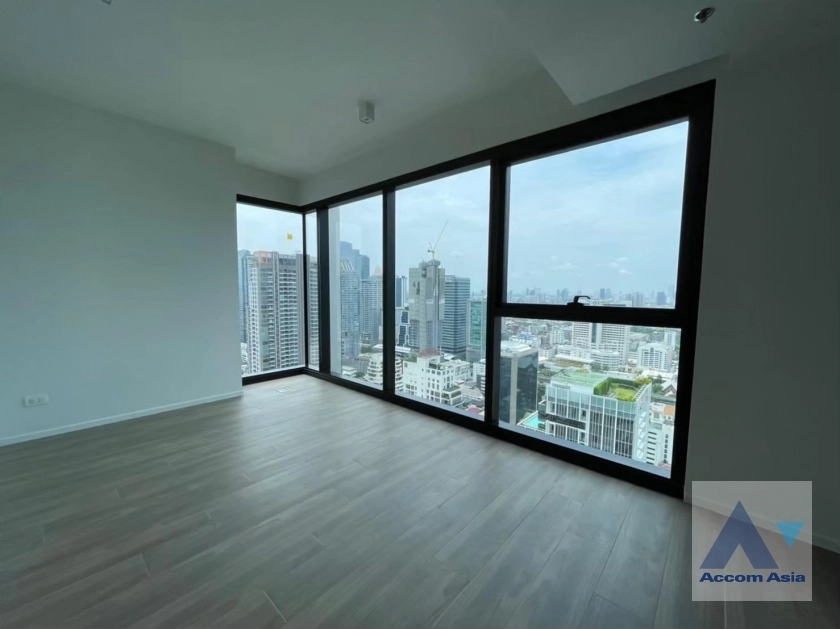 13  2 br Condominium For Rent in Silom ,Bangkok BTS Surasak at The Lofts Silom AA42045