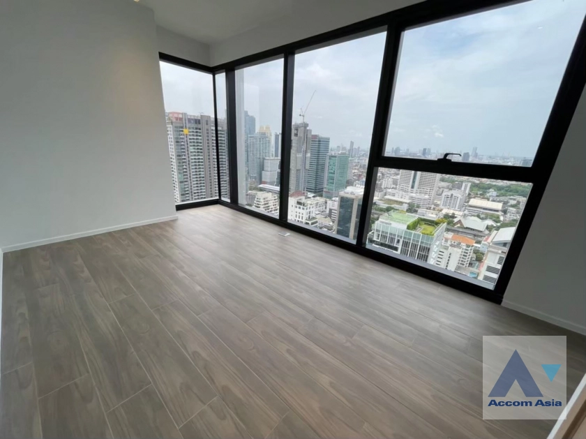 12  2 br Condominium For Rent in Silom ,Bangkok BTS Surasak at The Lofts Silom AA42045