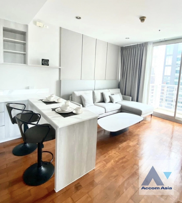  1 Bedroom  Condominium For Rent in Sukhumvit, Bangkok  near BTS Phrom Phong (AA42049)