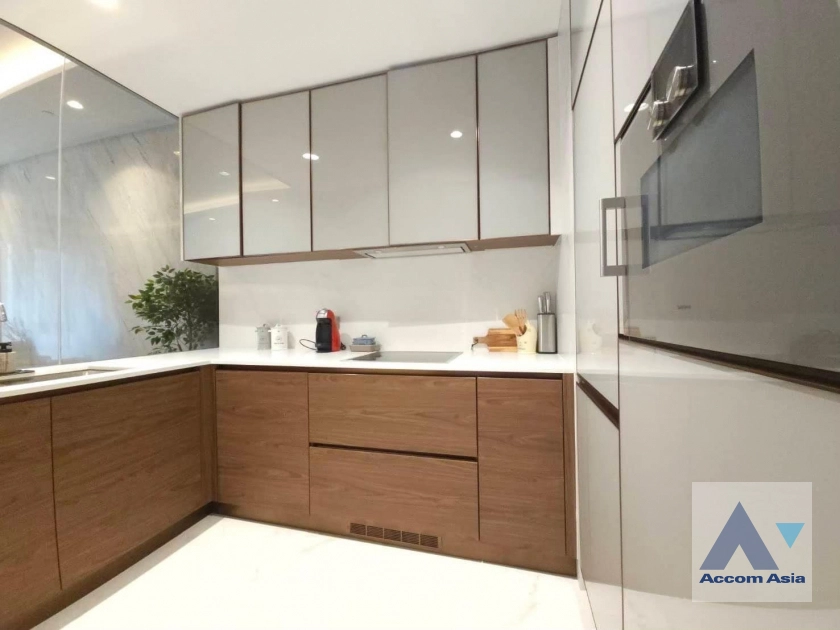 Pet friendly |  2 Bedrooms  Condominium For Rent in Sukhumvit, Bangkok  near BTS Phrom Phong (AA42056)