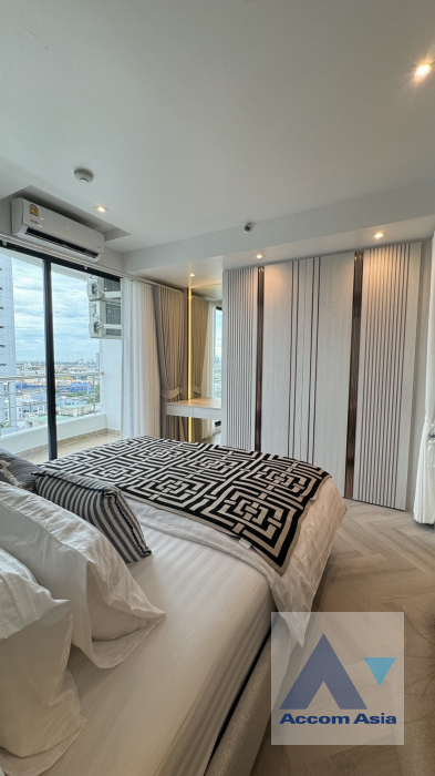 5  1 br Condominium For Rent in Charoenkrung ,Bangkok BRT Nararam 3 at Supalai Casa Riva AA42058