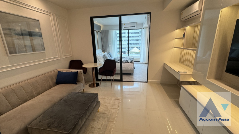  1  1 br Condominium For Rent in Charoenkrung ,Bangkok BRT Nararam 3 at Supalai Casa Riva AA42058