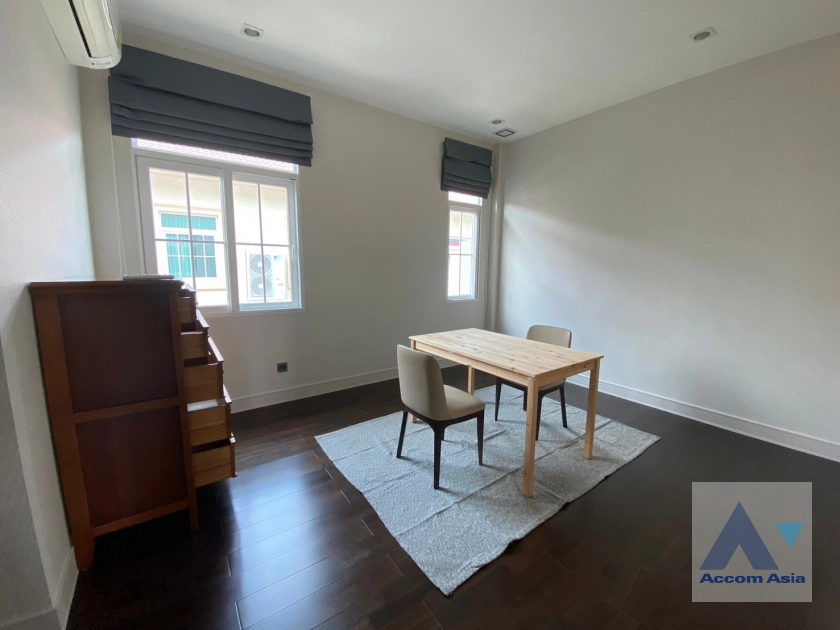 14  4 br House For Rent in Bangna ,Bangkok  at Nantawan Bangna AA42062