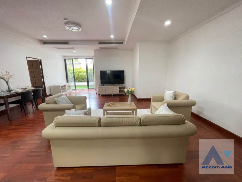 Fully Furnished, Pet friendly |  2 Bedrooms  Apartment For Rent in Sukhumvit, Bangkok  near BTS Thong Lo (AA42066)