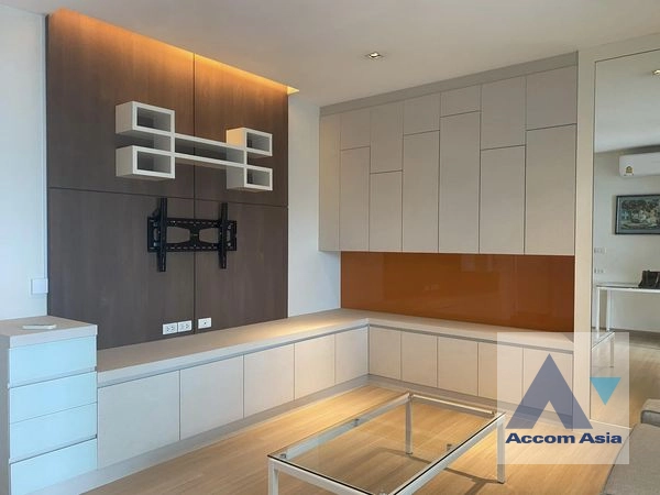 Fully Furnished |  1 Bedroom  Condominium For Rent in Silom, Bangkok  near BTS Chong Nonsi (AA42070)