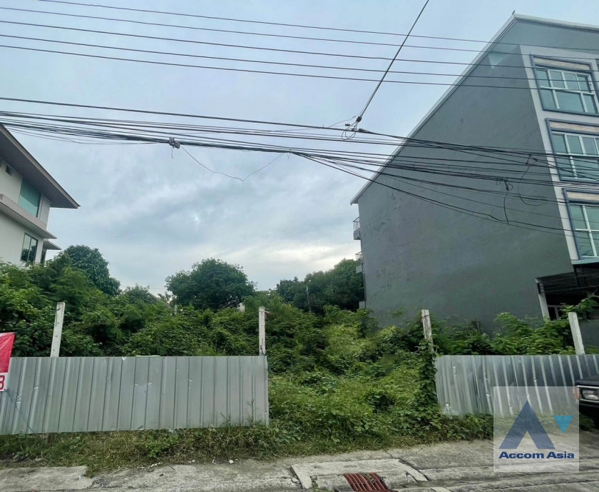  Land For Rent & Sale in Sukhumvit, Bangkok  near BTS Punnawithi (AA42076)