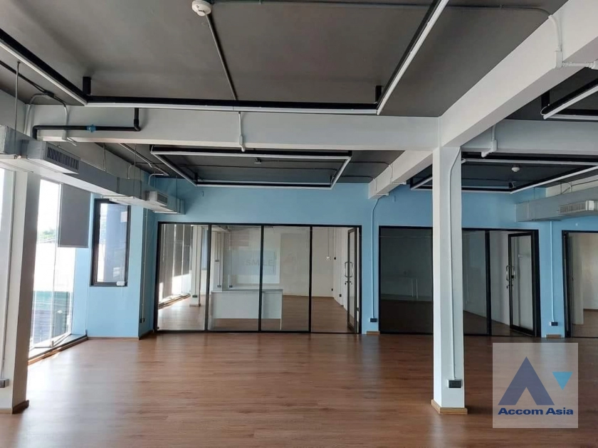 Office |  Office space For Rent in Sukhumvit, Bangkok  near BTS Thong Lo (AA42079)