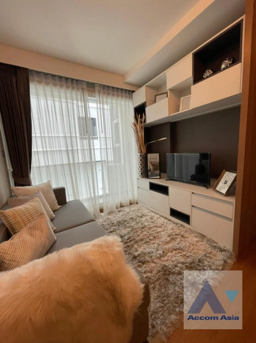 Fully Furnished |  1 Bedroom  Condominium For Sale in Sukhumvit, Bangkok  near BTS Nana (AA42082)