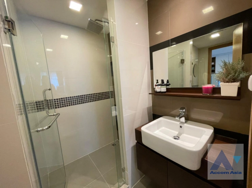 11  1 br Condominium For Sale in Sukhumvit ,Bangkok BTS Nana at Interlux Premier Sukhumvit AA42082