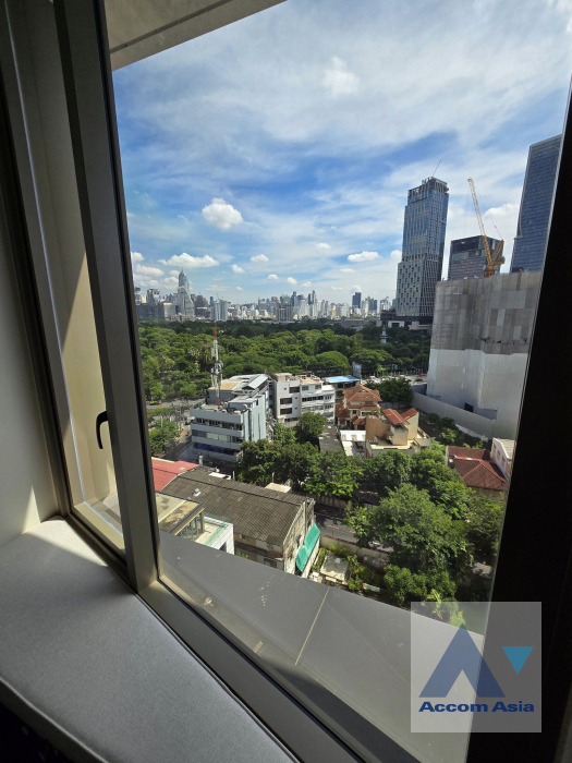 9  1 br Condominium For Sale in Silom ,Bangkok MRT Lumphini at Saladaeng One AA42088