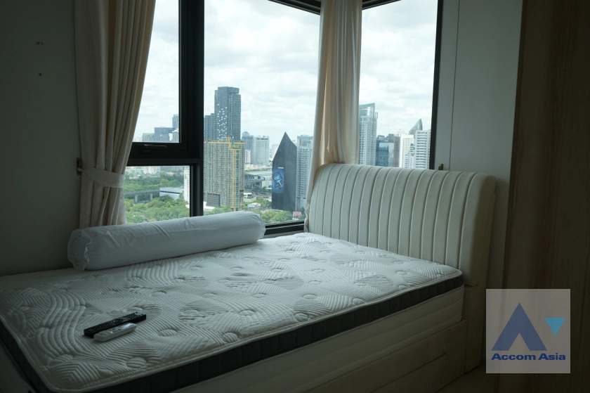 7  2 br Condominium For Rent in Ploenchit ,Bangkok BTS Ploenchit at Life One Wireless AA42096