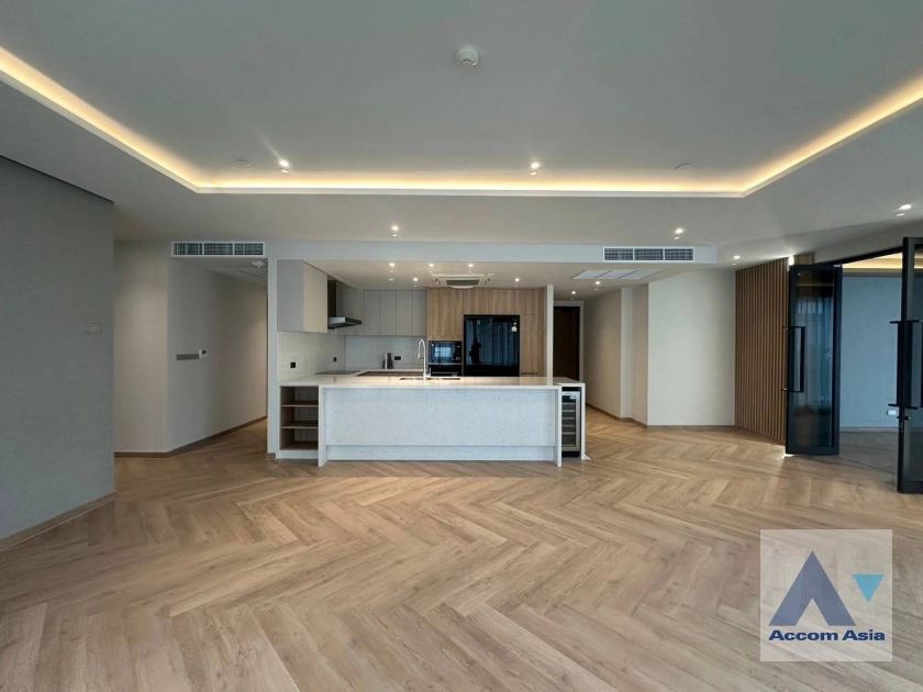  1  3 br Apartment For Rent in Sukhumvit ,Bangkok BTS Phrom Phong at A Luxury Boutique Apartment AA42099