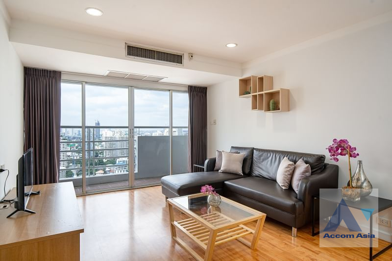  2 Bedrooms  Condominium For Rent in Sukhumvit, Bangkok  near BTS Phrom Phong (AA42111)