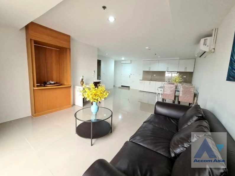  1 Bedroom  Condominium For Rent in Sukhumvit, Bangkok  near BTS Phrom Phong (AA42113)