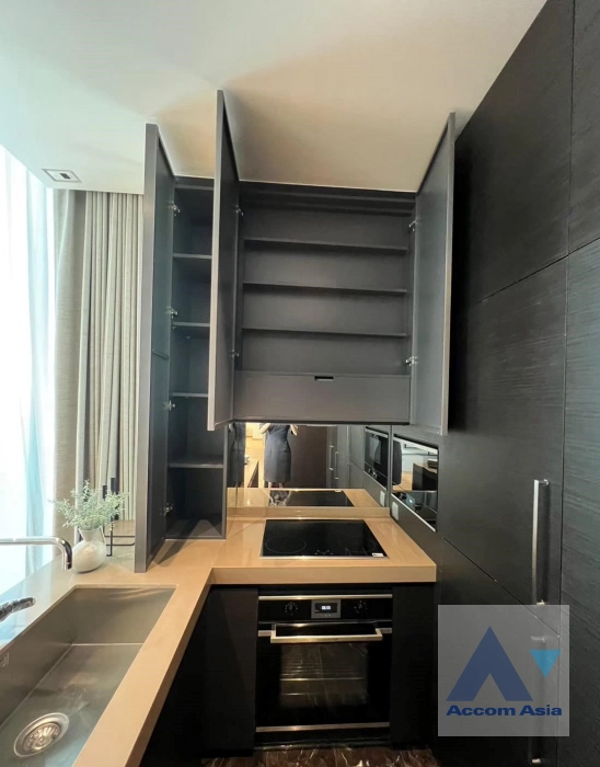 6  2 br Condominium For Rent in Ploenchit ,Bangkok BTS Chitlom at 28 Chidlom AA42116