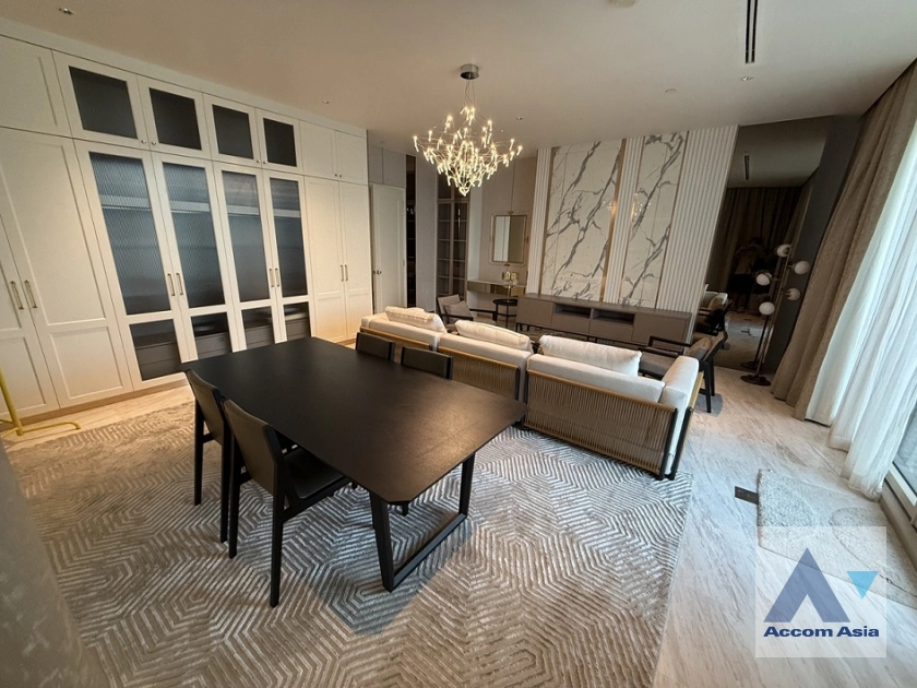  1  3 br Condominium For Rent in Sathorn ,Bangkok BTS Saphan Taksin at Four Seasons Private Residences AA42122