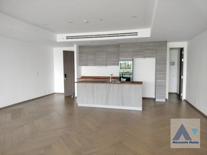  3 Bedrooms  Condominium For Sale in Sukhumvit, Bangkok  near BTS Phra khanong (AA42129)