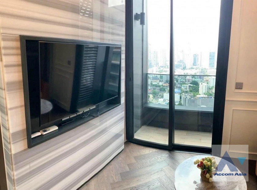  1 Bedroom  Condominium For Rent in Sukhumvit, Bangkok  near BTS Thong Lo (AA42142)