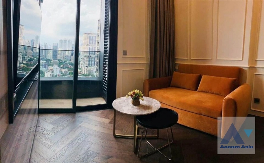  1 Bedroom  Condominium For Rent in Sukhumvit, Bangkok  near BTS Thong Lo (AA42142)