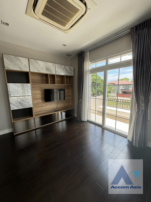 28  4 br House for rent and sale in Bang Na ,Bangkok  at Nantawan Bangna AA42158