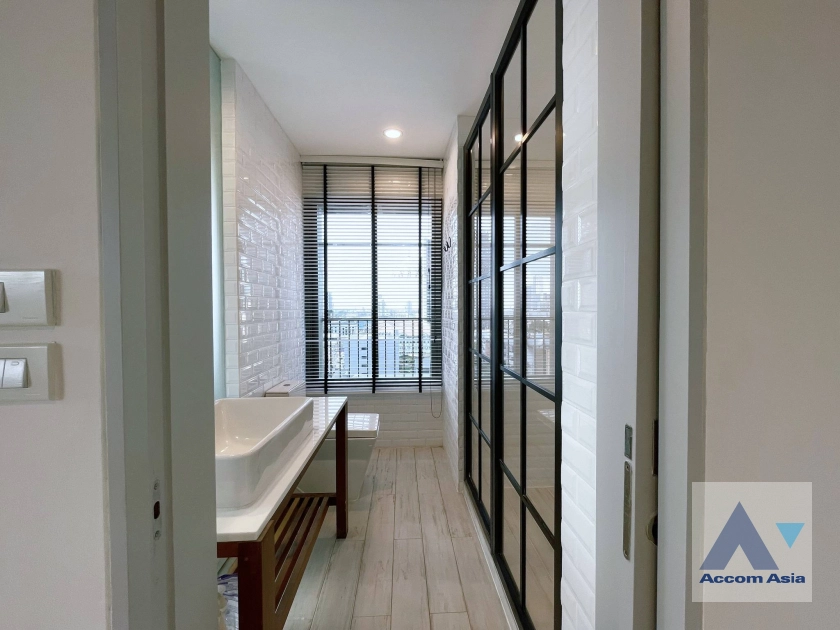 12  1 br Condominium For Sale in Sukhumvit ,Bangkok BTS Thong Lo at Noble Solo AA42175